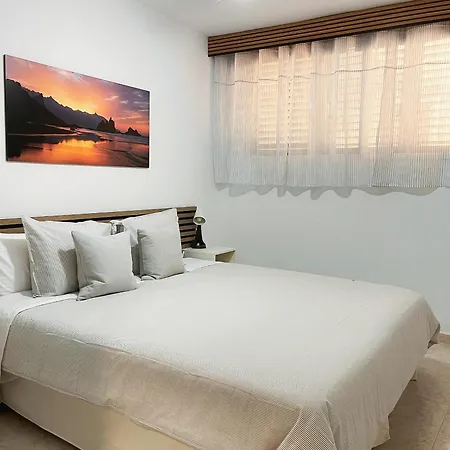 Canary Treasure Sunset By The Sea - Modern With Ocean Views *